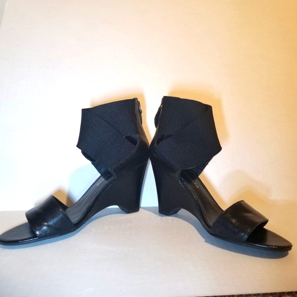 Franco Sarto Black Ankle Strap Open-Toe Wedge 7.5M